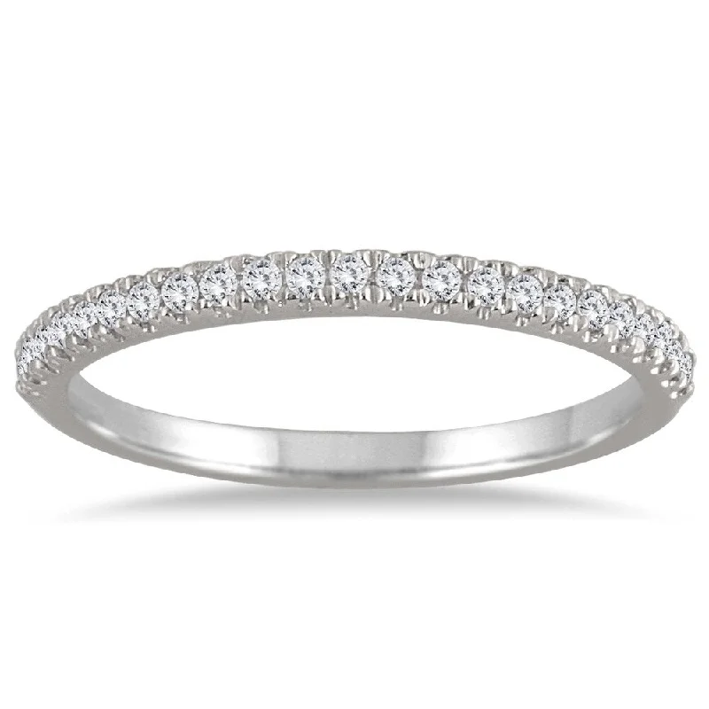 Tennis - Style Women's Diamond Rings with a Continuous Row of Diamonds for a Classic and Versatile Look1/6 Carat TW Diamond Ring in 14K White Gold