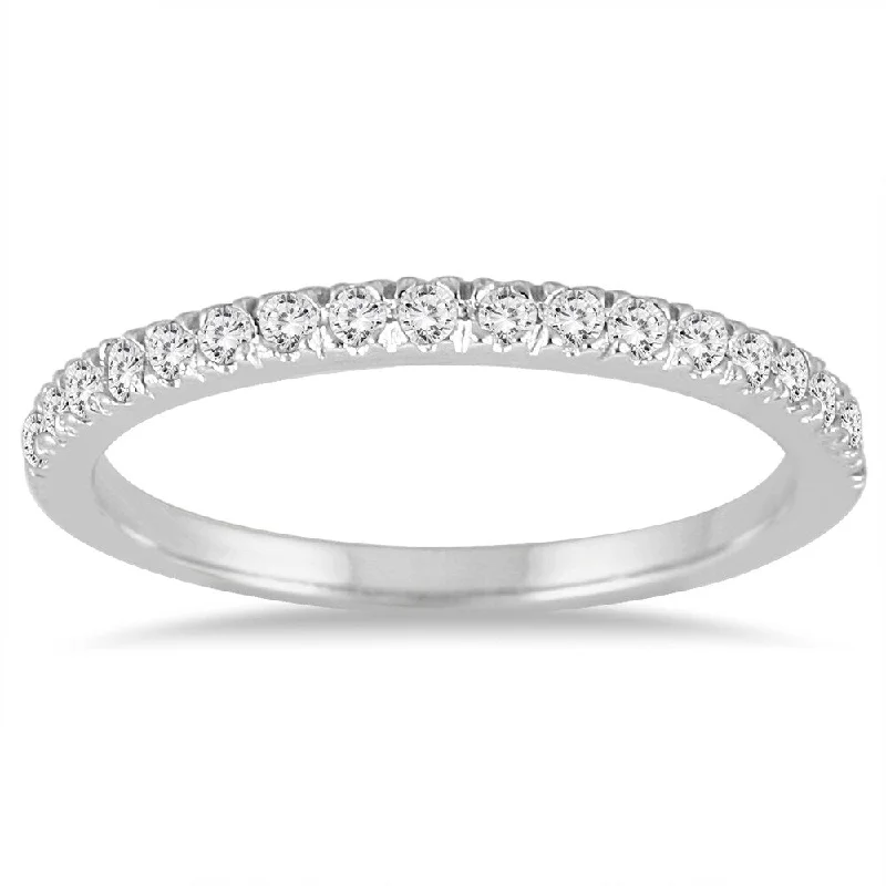 Cluster - Style Women's Diamond Rings with Multiple Small Diamonds Arranged in a Stunning Pattern1/4 Carat TW Diamond Wedding Band in 14K White Gold