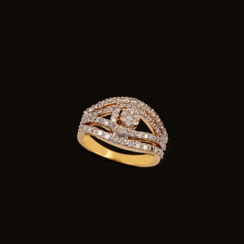 Cushion - Cut Women's Diamond Rings in Platinum with a Soft and Romantic Appearance18K YG Cluster Diamond Ring-1pc