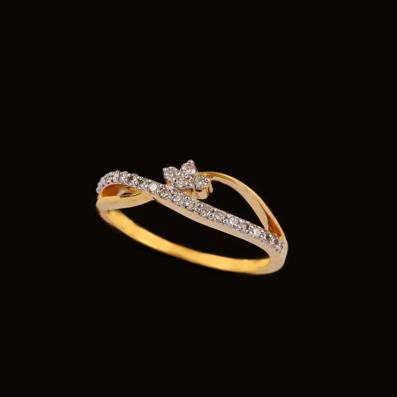 Cluster - Style Women's Diamond Rings with Multiple Small Diamonds Arranged in a Stunning Pattern14K YG Cluster Diamond Ring-1pc