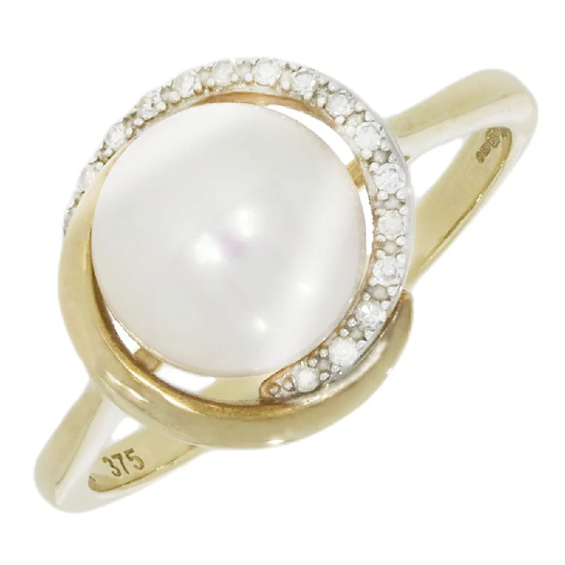 Art Deco - Inspired Women's Diamond Rings with Geometric Designs and Baguette - Cut Diamonds9ct Yellow Gold Freshwater Pearl and Diamond Ring