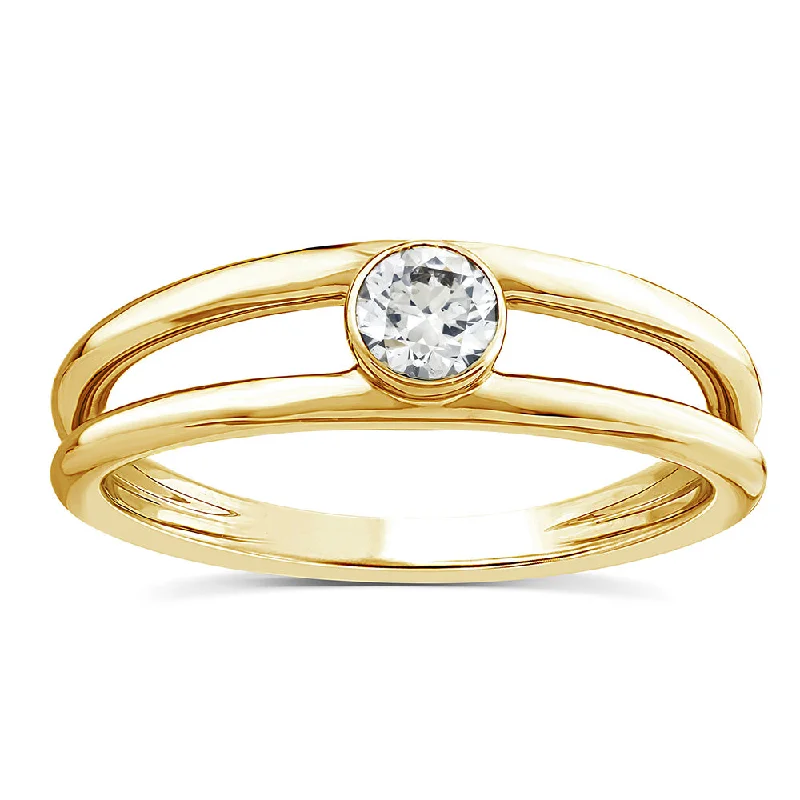 Halo - Style Women's Diamond Rings with a Center Diamond Surrounded by Smaller Diamonds in 18K GoldLuminesce Lab Grown Solitaire Plain 0.23ct Diamond Ring With 10ct Yellow Gold