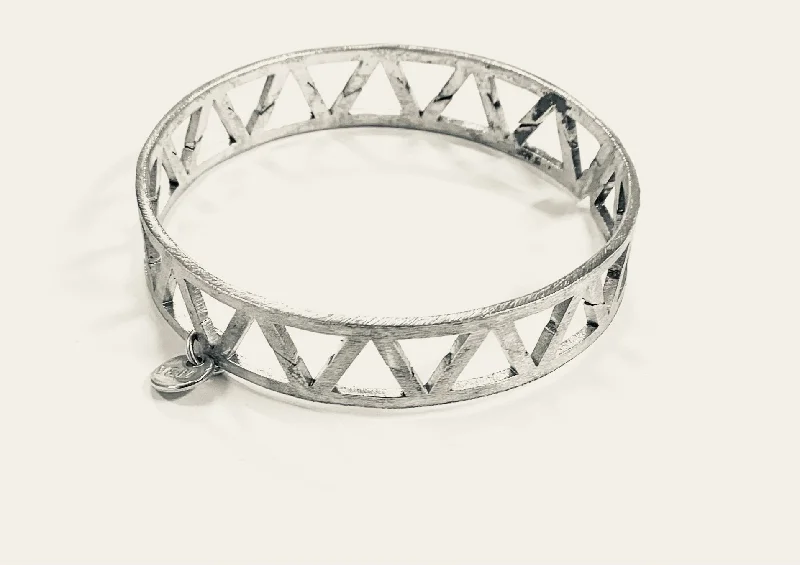 Clear Crystal - Embellished Bangles for a Sparkling and Elegant AppearanceLimited Edition Triangolo silver