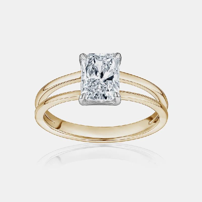 Pear - Shaped Engagement Rings in Yellow Gold with a Diamond - Encrusted BandRadiant Cut with Gold Split Shank Engagement Ring