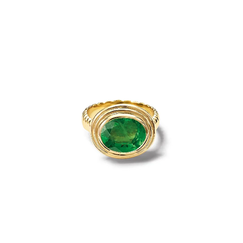 Vintage - Inspired Engagement Rings with Filigree Work and Emerald - Cut Center StoneWhirlpool II Ring 18ct Yellow Gold - Tsavorite Garnet