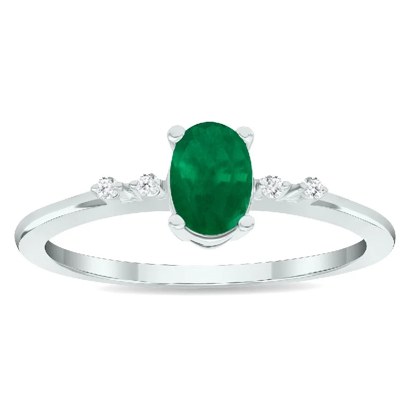 Ruby Gemstone Rings in 14K Yellow Gold with a Solitaire Setting for a Classic and Bold StatementWomen's Emerald and Diamond Sparkle Ring in 10K White Gold